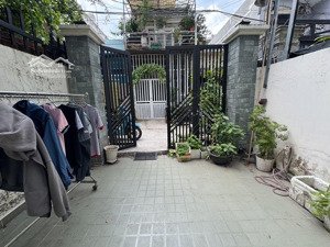 nhà 2 tầng giá rẻ - 71m2 (4m x 17.5m) - giá 5.2 tỷ - thạnh lộc 22, quận 12