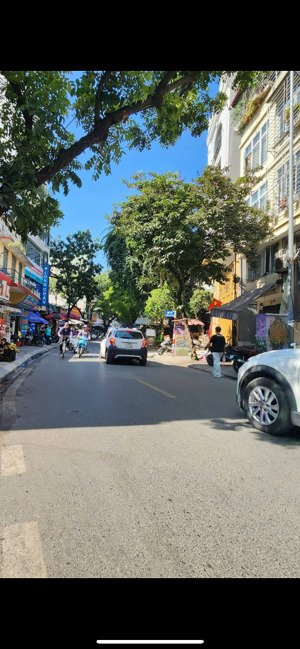 bán đất mặt phố thuỵ khuê gần hồ tây mặt tiền lớn kinh doanh, doanh thu lớn giá tốt hơn 300triệu/m