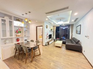 cho thuê căn 2pn view công viên, nội thất đẹp, toà cao cấp n01t4 ngoại giao đoàn, giá rẻ.