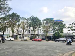 Nhà mặt tiền kinh doanh đường 30mét KDC Khang Điền