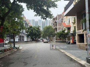 cần bán nhà mặt đường hoàng ngọc phách. s=100m2(ngang 5m) -xây dựng 4 tầng