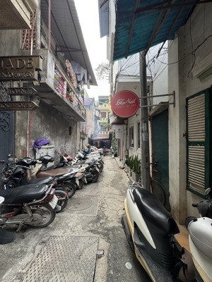 cho thuê 2 tầng nhà tại 34 ngõ huyện, hàng trống, hoàn kiếm trung tâm phố cổ hà nội