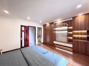 nhà mới 5 tầng thạch bàn - gần phố - oto - full nội thất đẹp