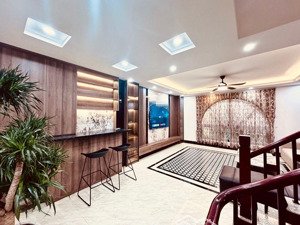 nhà thạch bàn 6 tầng mới - trung tâm - ngõ rộng - full nội thất đẹp long lanh