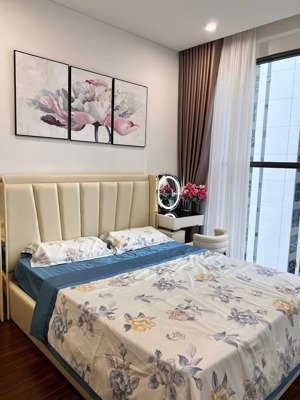 bán căn 1+ 48m - full đồ điện tử- đông nam- tầng 10 - giá 4.1 bao phí