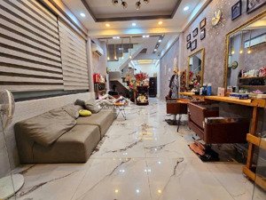 q7_ mặt tiền đường số 14m có vỉa hè, 44mv (3,7*12m) x2 tầng, vừa ở vừa kdmb đa ngành nghề