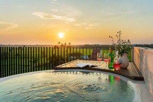 cần bán villas lý thái tổ view lúa - trung tâm hội an
