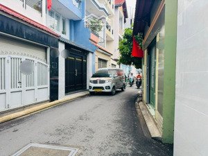 bán nhà 4 tầng_btct_nguyễn kiệm _ p. đức nhuận_ q. phú nhuận( cũ p.4)_ hxt_giá 5tỷ nhỉnh