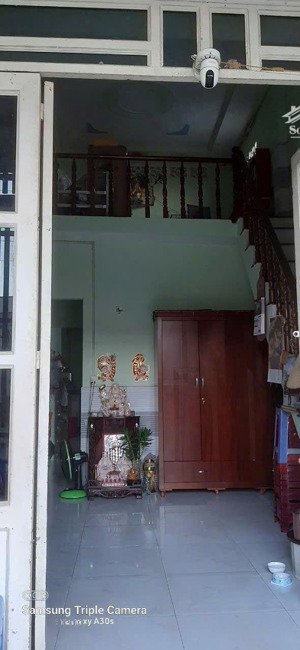 cho thuê phòng trọ dt 4m x 14m lửng 2pn 2wc. vị trí 1 xẹt võ văn vân, ấp 2, vlb, bc. giá 4tr/tháng