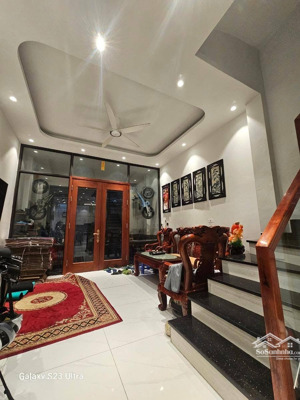 hàng độc quyền! văn chương, 5 tầng ngõ thông 20m ra oto-40m oto tránh. full đồ ở ngay