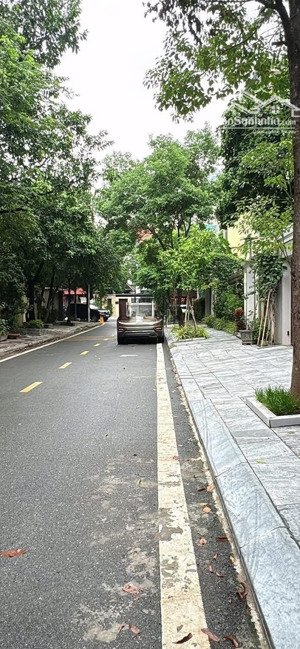 bán nhà đẹp gara 2 ô tô, 7 tầng, thang máy nhập, 46.6m, mt 4.5m, 14.2 tỷ, vạn bảo, ba đình