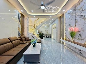 đập hộp! lô góc pháo đài láng, ba gác đỗ cửa, ngõ thông, 30m ra ô tô, 43m2 *5t, nhỉnh 8 tỷ