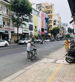 bán gấp nhà mặt tiền 376 võ văn tần, phường 5, quận 3, tp.hcm chỉ với 115 tỷ,dt 8x18 góc 3 mặt tiền