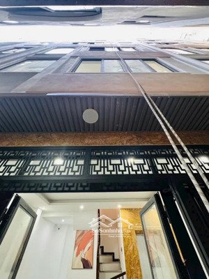 nhà mới phố yên hoà-cầu giấy- 33m2, 6 tầng thang máy - nhỉnh 10tỷ.