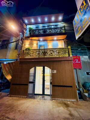 Nhà bán hẻm xe tải sát bên chợ Trần Văn Quang, P10, Tân Bình