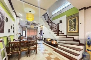 bán nhà mặt phố nguyễn khánh toàn, cầu giấy, 110m2, 5 tầng, mt 4.3m, vỉa hè 7m, kinh doanh bất chấp