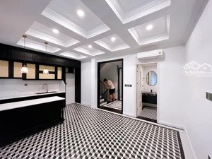 xem là dính! pl hoàng cầu, lô góc 2 mặt tiền, ô tô tránh, vỉa hè, thang máy dt 600tr, 58m2 x 7t