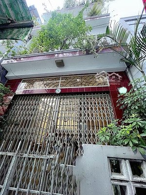 ttq5 nhà đẹp nguyễn biểu q5 chỉ . 9 .tỷ ( tl) - 5 x 8 m ( 40 m ) khu trung tâm giáp q1 