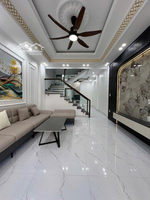 bán nhà 4 tầng đằng hải, ô tô vào tận cửa diện tích: 46m² kết cấu: 4 tầng mới đẹp3,85 ty