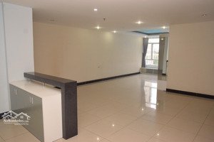 cho thuê căn hộ giai việt đường tạ quang bửu p5, q8. dt 150m2, 3pn giá thuê 14tr/tháng