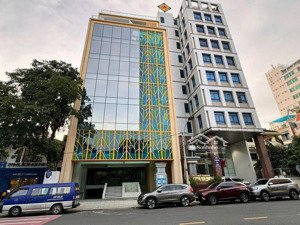 cần tiền. giảm 10 tỷ bán tòa nhà mt cộng hòa,tân bình - 10 x30m-hầm 8 tầng-hdt 300 triệu - giá 80ty