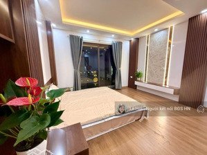 12,8 tỷ - bán nhà đống đa, đường trường chinh, 43m2*5 tầng thang máy, nhà gần phố, sát oto.
