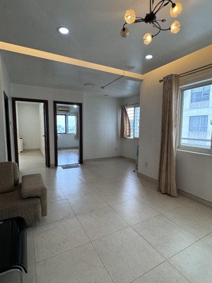 bán nhanh căn hộ 2pn 2wc 94m2 căn góc giá 6tỷ