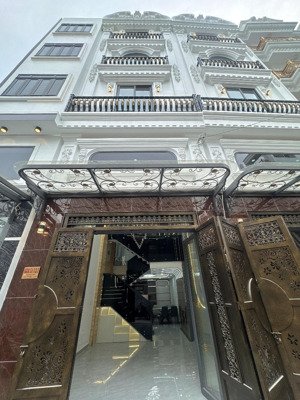 nhà đẹp 5 tầng full nội thất 56m2-oto đỗ cửa cạnh lê văn quới-chỉ 7.15 tỷ