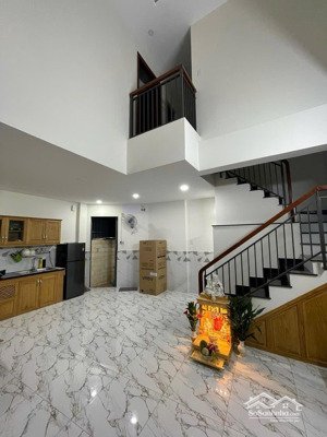 bán nhà góc 2 mặt tiền 5 tầng hẻm 159 xóm chiếu quận 4