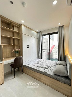 bán toà chung cư mini trần đại nghĩa 86m2 8 tầng thang máy 6m mt 21 phòng dòng tiền 120 triệu/tháng