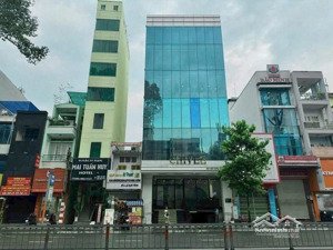 cho thuê toà nhà vp full kính dtsd 1800m² ba tháng hai quận 10