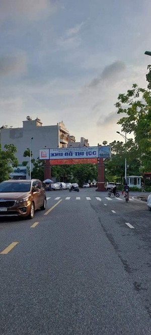 tòa nhà 5 tầng tuyến 1 icc quán mau - 150m thông sàn - sẵn pccc - giá 60tr/tháng