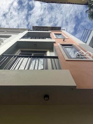 nhà ngõ phố sài đồng 55m2 x 4 tầng