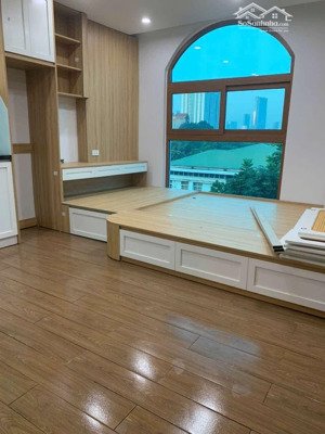 bán ccmn đình quán 30m ra hồ 8 tầng tm dòng tiền 90tr/tháng hàng hiếm 18tỷ! 77m2