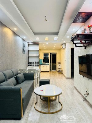 cho thuê nhanh căn 2pn hh2b linh đàm dt 67m2 , đầy đủ nội thất, dọn vào ở ngay, giá 8tr/tháng