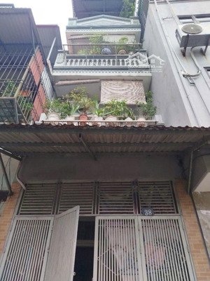 quá rẻ-dân xây-2 thoáng-dân trí cao-ngõ thông-kd nhỏ-đường láng 46m*5t*giá 9,5tỷ-công năng đ đủ.