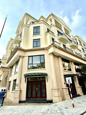 siêu phẩm góc 2 mặt tiền phân khu vip nhất dự án vhop2 sát công viên, bể bơi pha lê