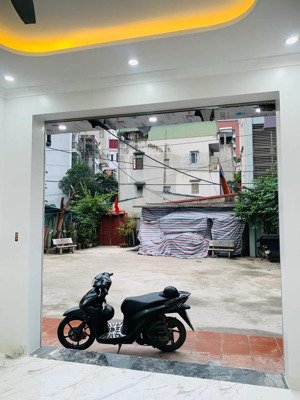 bán nhà ngô quyền 35m², 4 tầng, phân lô cán bộ, ngõ 3,6m, ô tô tránh gần, pháp lý sạch.