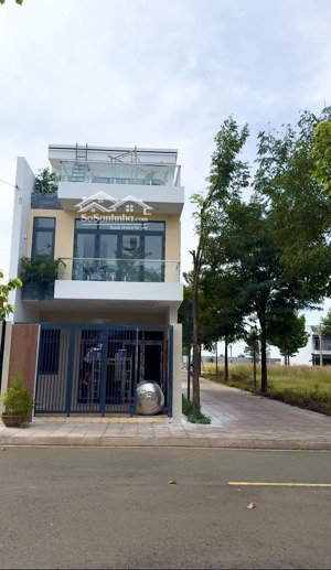 lô đất sở hữu 2 mặt tiện ích hiếm - 1 mặt view công viên 1000m2 - 1 mặt sở hữu tuyến phố đi bộ