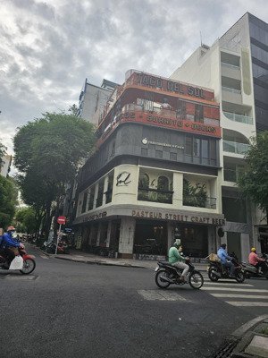 gấp! góc 2 mặt tiền đường nam kỳ khởi nghĩa - lê thánh tôn quận 1