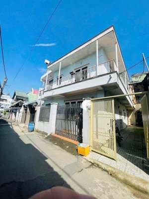 nhà 2 tầng hẻm xe tải đường gò dưa tam bình dt: 65m2 giá 5.1 tỷ