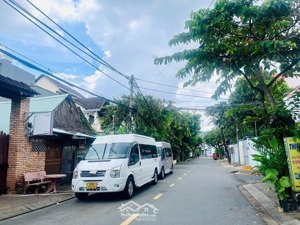 bán nhà 2 tầng hẻm xe tải đường trịnh hoài đức hiệp phú dt: 87m2 giá 8,5 tỷ