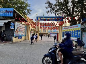 siêu phẩm dòng tiền- căn ccmn yên duyên 73m2- 5 tầng thang máy-21 tỷ