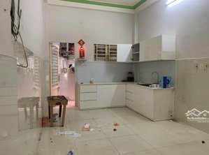 cần bán nhà hẻm 180 (1 sẹc) lạc long quân, phường 10, quận 11, tp.hcm