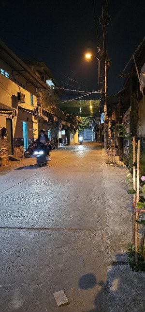 hương lộ 2 - q bình tân, nhà 2 tầng, mới vào ở ngay, ô tô đỗ cửa, giá sốc chỉ nhỉnh 4 tỷ