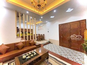 hàng hiếm đại mỗ phố, diện tích rộng, mặt tiền khủng, 5pn, ô tô, nội thất vip, 11.85 tỷ