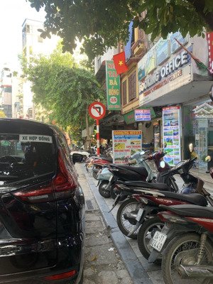 mặt phố cổ cầu gỗ - hàng thùng. dt 57m2. mt 4,1m. nhà 4 tầng. sổ đẹp 1 chủ sẵn sang tên