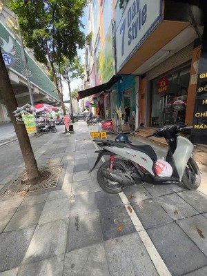mặt phố quang trung vỉa hè siêu rộng kinh doanh sầm uất giá chỉ 16.95 tỷ -dt 50m2 -4t - mt3.3m