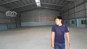 nhà xưởng cho thuê phường an phú đông quận 12 dt: 700m giá 40 triêu/tháng lh: 