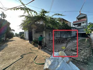 bán gấp lô đất tái định cư văn mỹ 80m2, mặt tiền mặt hậu 4m, đất vuông vắn, phong thuỷ